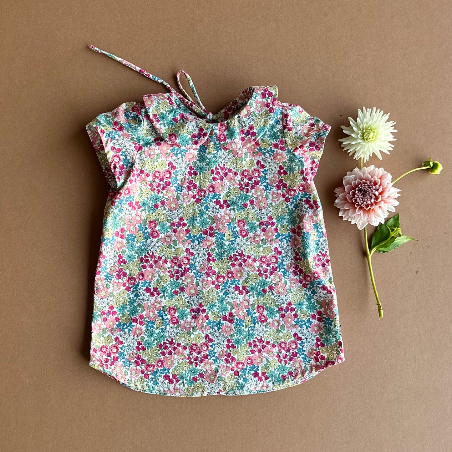 Amber Blouse, in Coral Ditsy Floral Cotton (Made to Order)