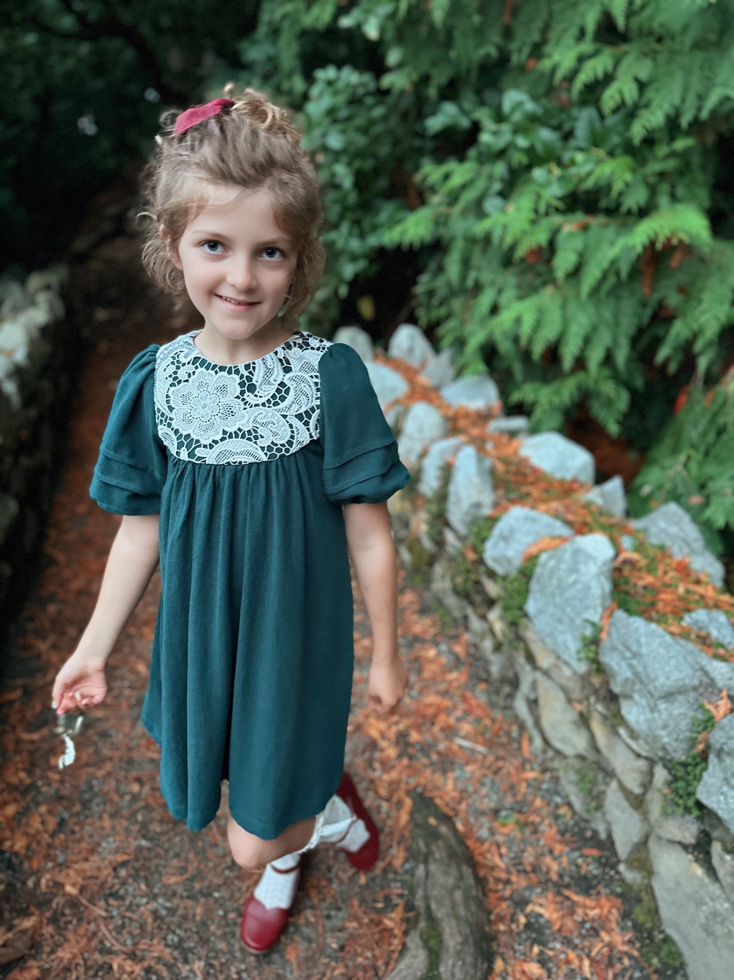 Perle Dress, in Vintage Green Linen Viscose (Made to Order)
