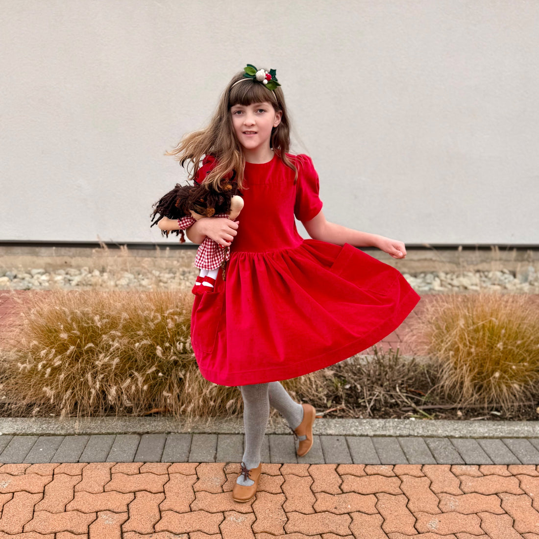 A Match Made in Holiday Heaven: Rarity Fashion x Bamboletta Dolls at Circle Craft!