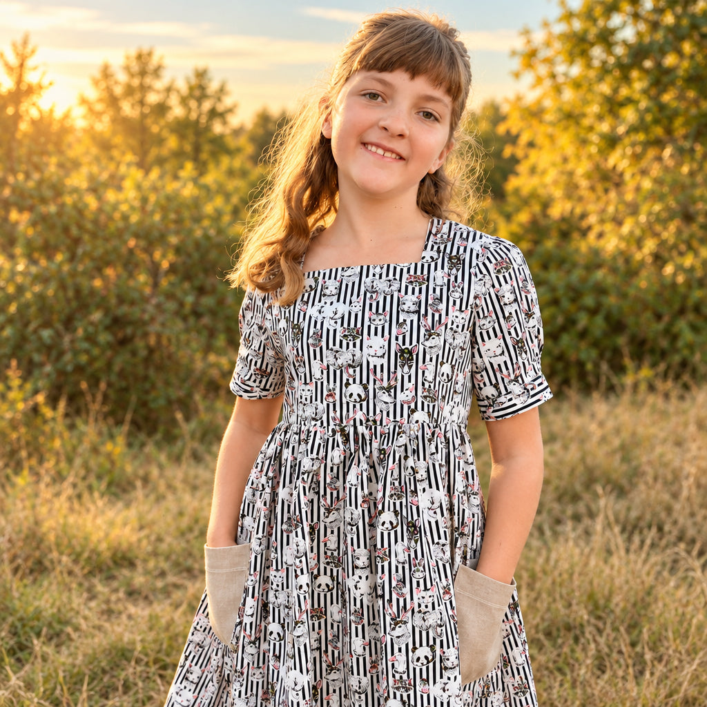 Leona Pocket dress in vintage panda cotton | MTO